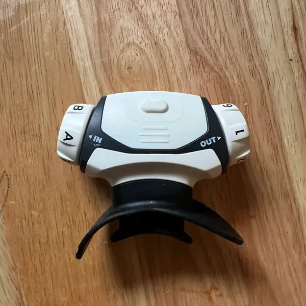 Airofit Pro 2.0 — appareil d'entraînement musculaire respiratoire